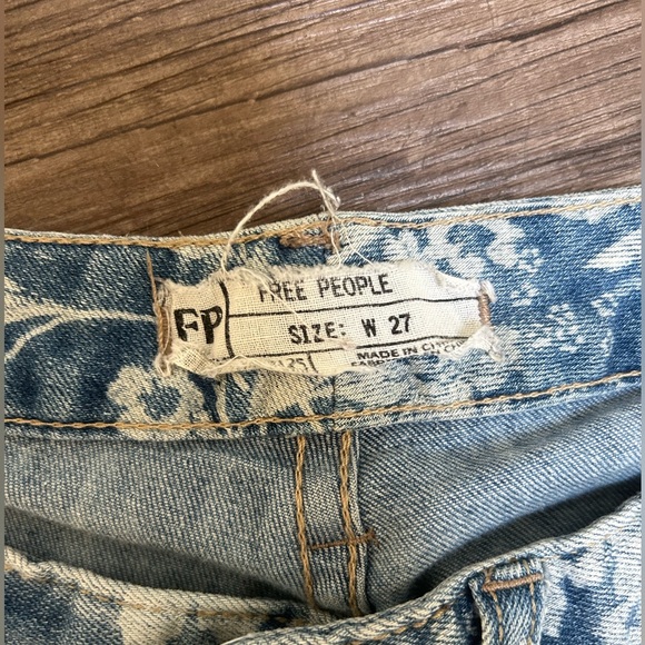 Free People Jeans - Picture 2 of 3